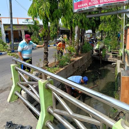 KERJA BAKTI PEMDES BLIGO